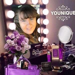 Meet your Posher, Melanie